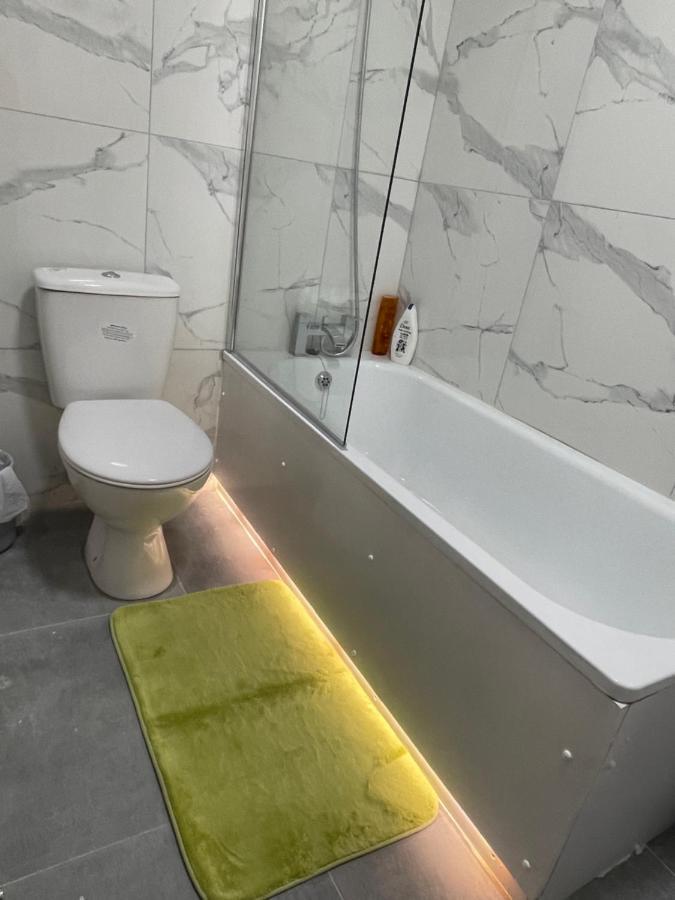 לונדון 2 Bedroom Near Euston, King'S Cross מראה חיצוני תמונה